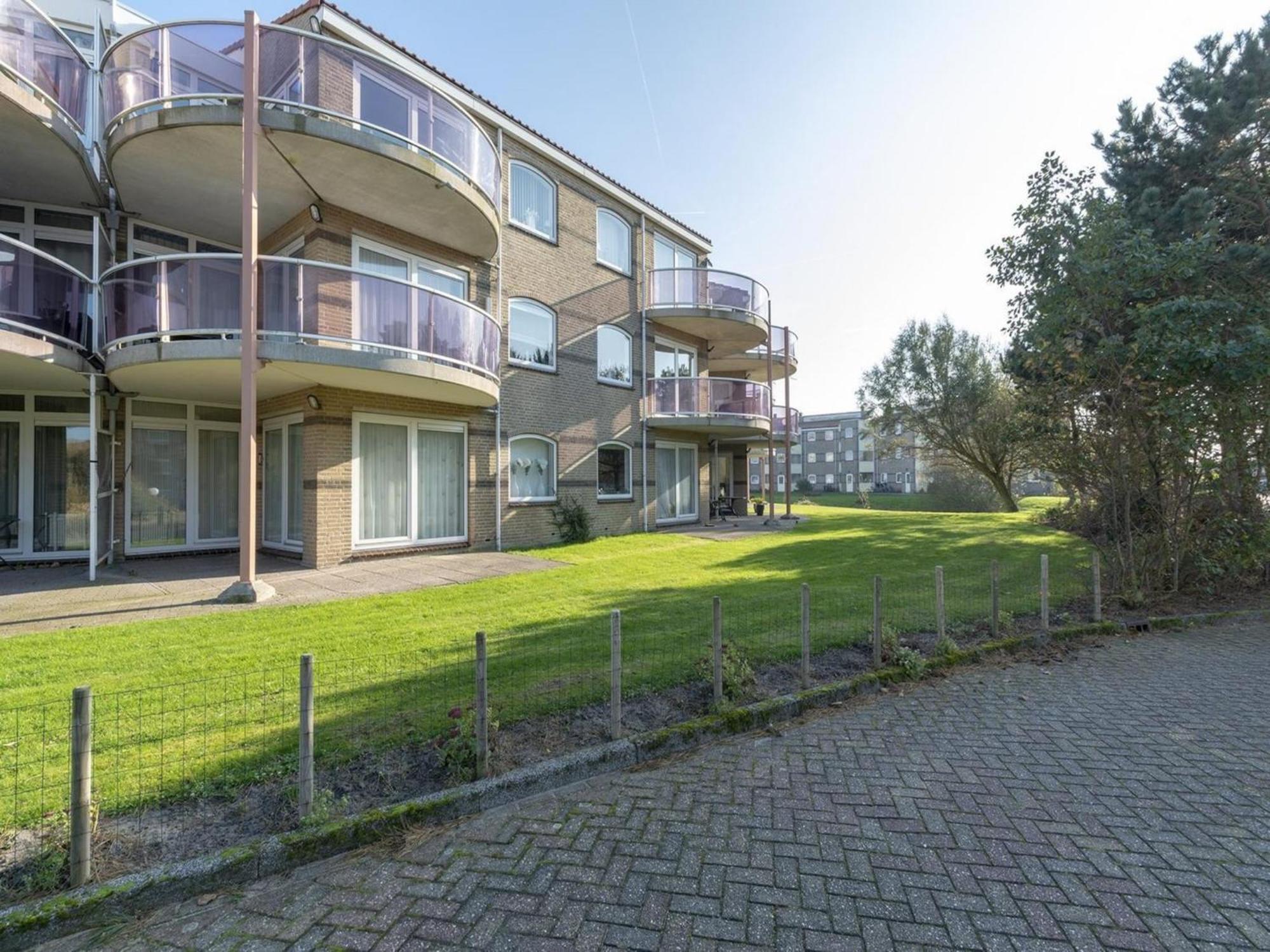 Stunning Apartment Near Sea By Belvilla Julianadorp Zewnętrze zdjęcie